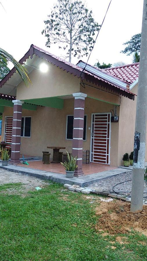 Dhia Irdina Homestay Paya Rewak Zewnętrze zdjęcie